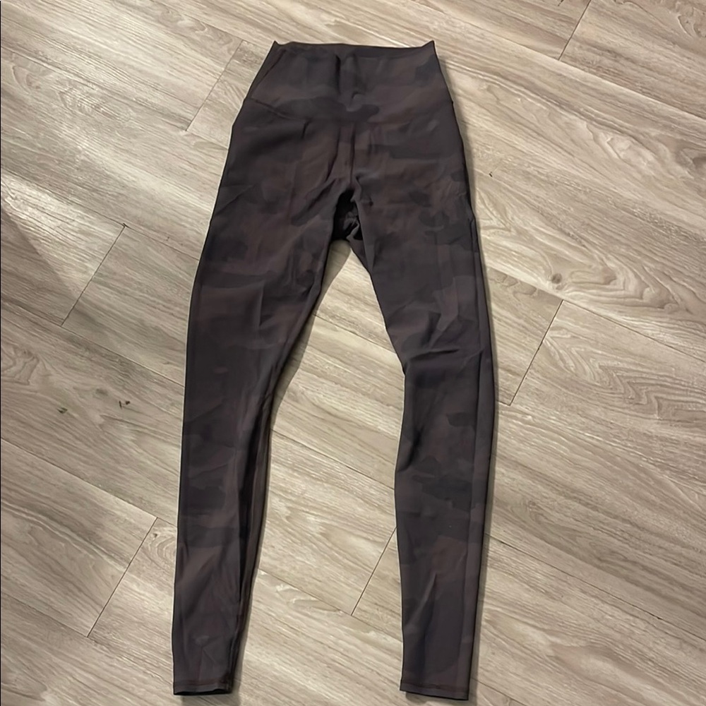 Camo Print Leggings alo